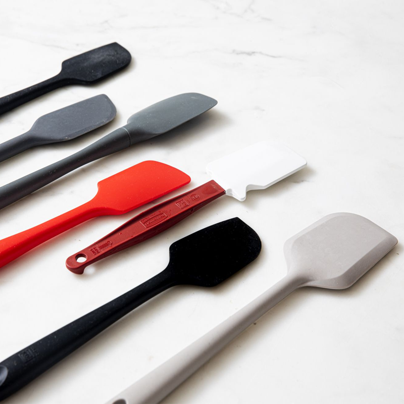 Comprehensive Guide to the Production and Advantages of Silicone Spatulas2