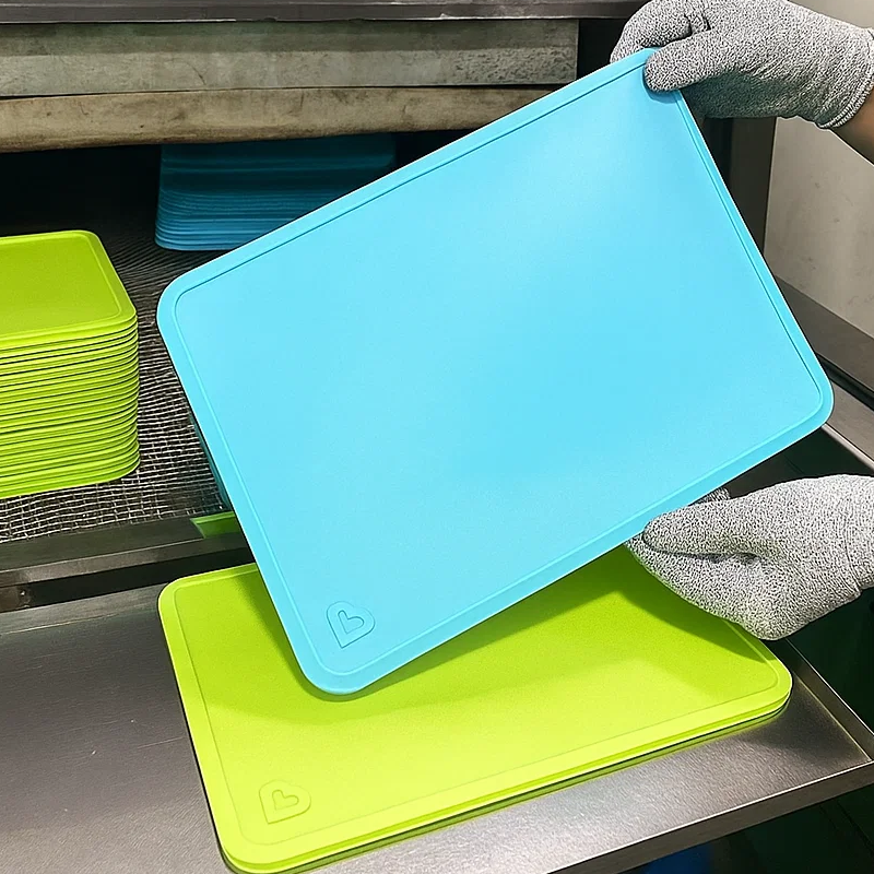 How We Custom-Manufacture Your Silicone Baby Placemats at Our State-of-the-Art Facility5